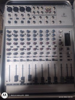 Beringher Eurorack Mx