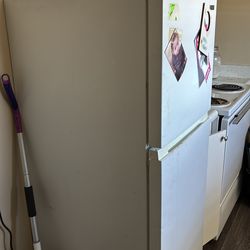 Refrigerator for sale super cheap !