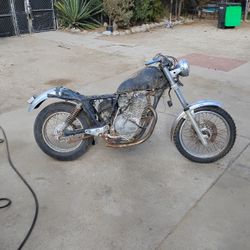 84 Suzuki GN 400 Runs With Title 