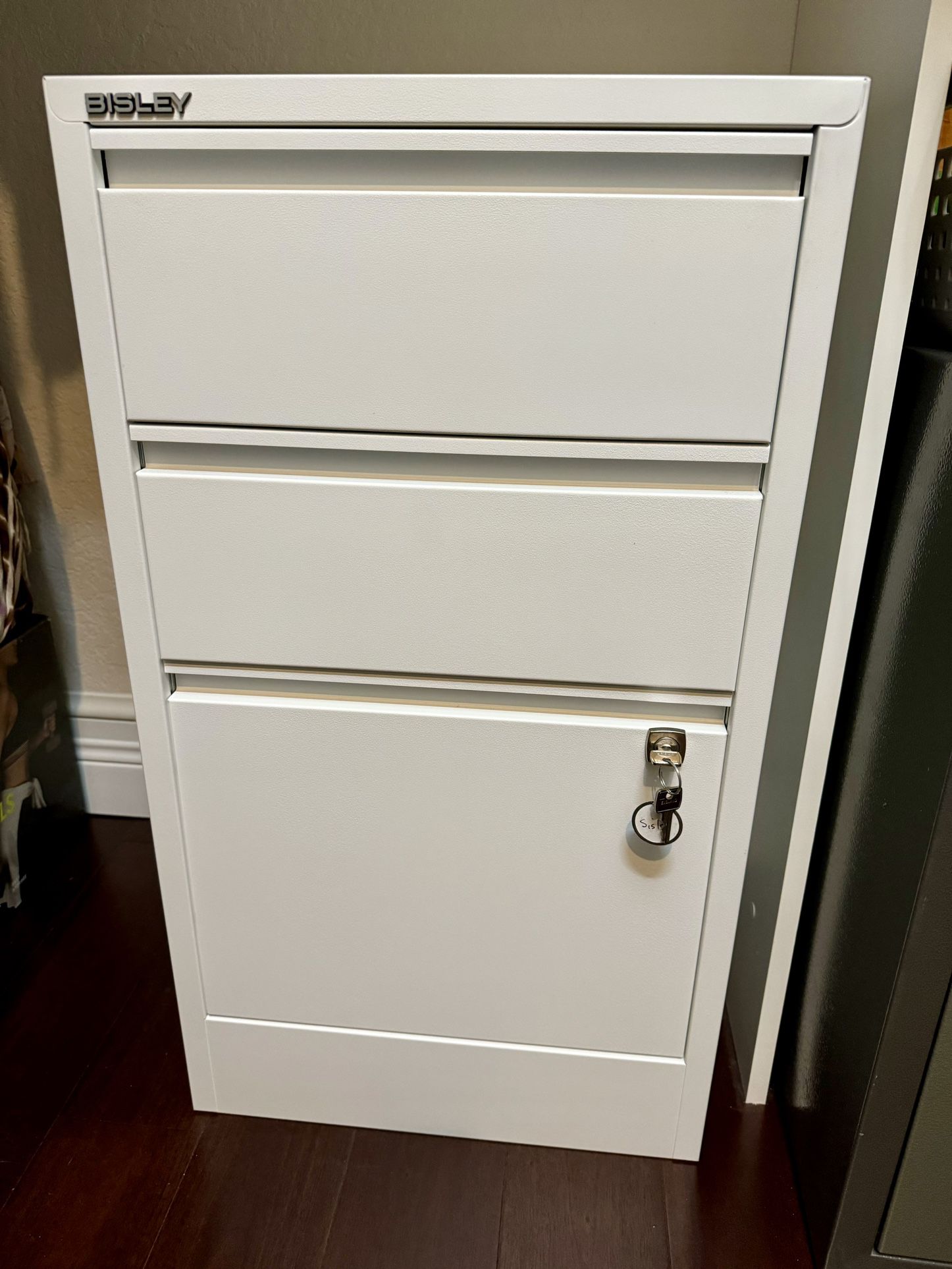 Bisley White 3 Drawer File Cabinet 