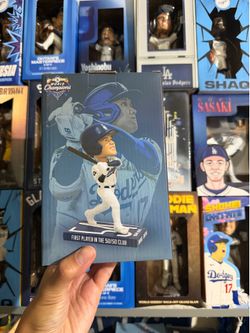 Ohtani bobblehead 50/50 batting
