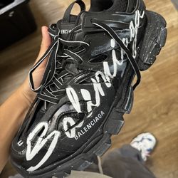 Balenciaga Tracks
