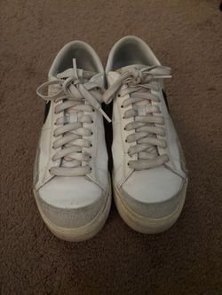 Nike Blazer Low Top Platform Sneakers - Size 6 Women’s