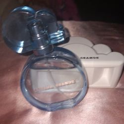 Cloud Ariana Grande Purfume 