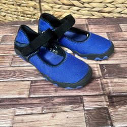 Girls, Water Shoes