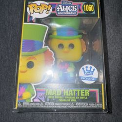 Funko Pop! Disney - Mad Hatter - Funko Web (FW) (Exclusive) #1060 w/ Protector