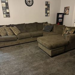 Sectional 