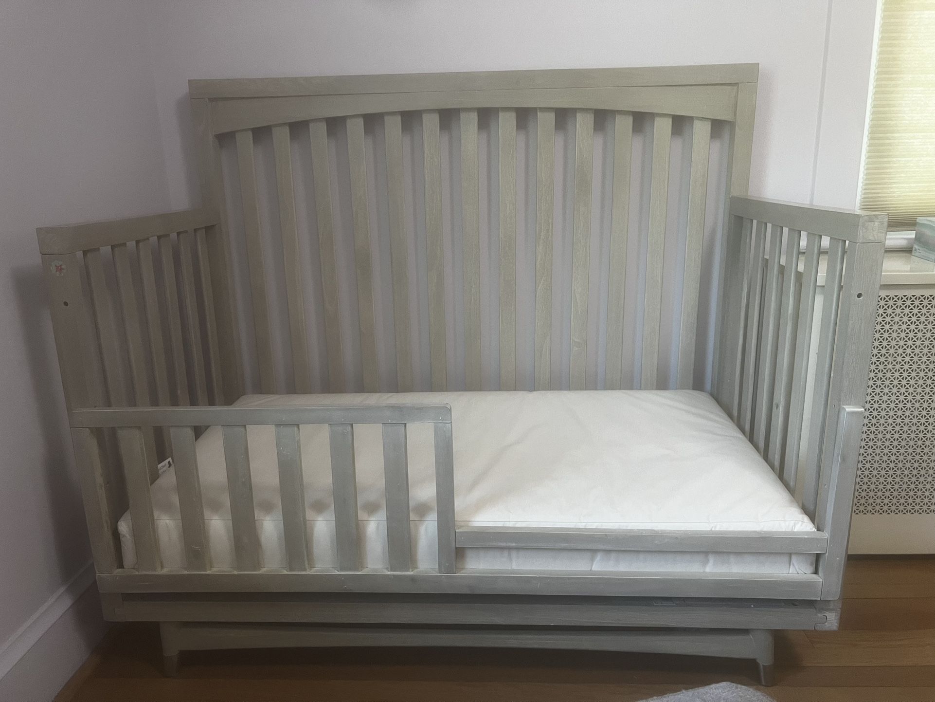 Convertible Crib And Dresser Set