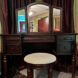 Vanity With Stool