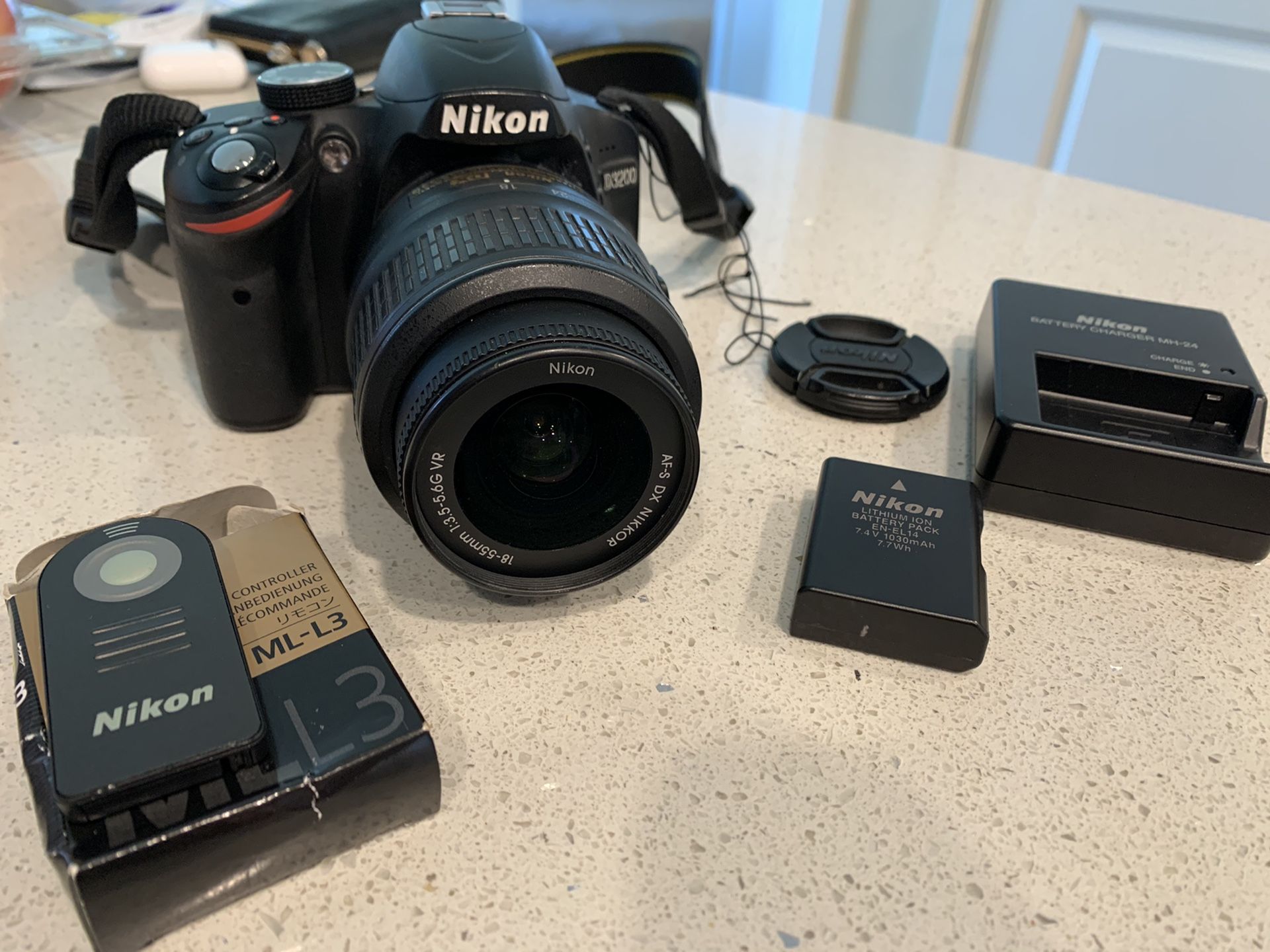 Nikon D3200 with standard lens and accessories