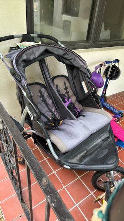 Free Running Stroller