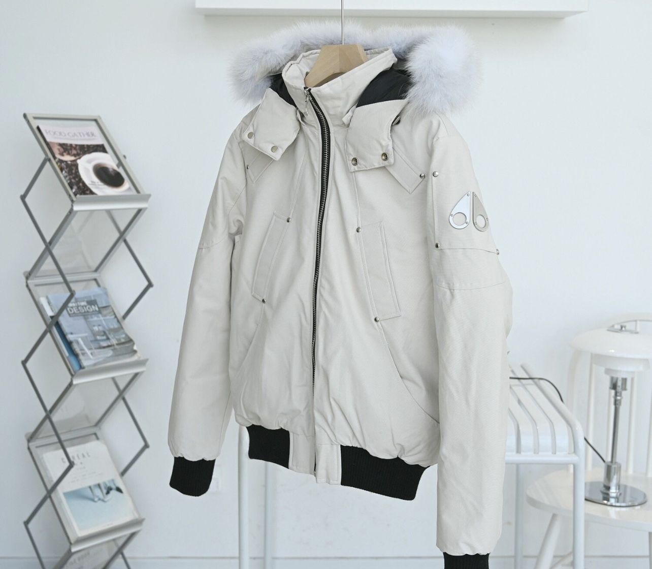 Moose Knuckles Ivory Ballistic Down Bomber Jacket Size XL Brand New