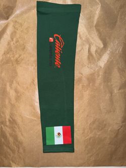 Nike Mexico Flag Arm Sleeve Size Large/XL