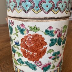 Vintage Chinese Famille Rose Porcelain Jar with Original Cover