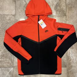 Men's Nike Tech Fleece Windrunner Hoodie Sweatshirt Small HV0949-696 Red Black