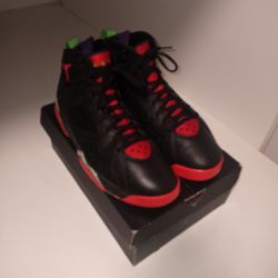 Jordan 7 University Black Red