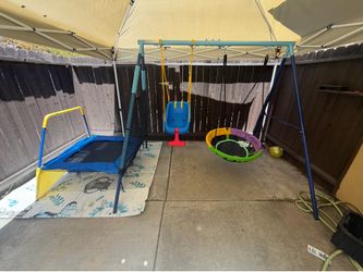 3 in 1 Swing Set w/ Trampoline