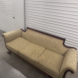 Vintage Couch 
