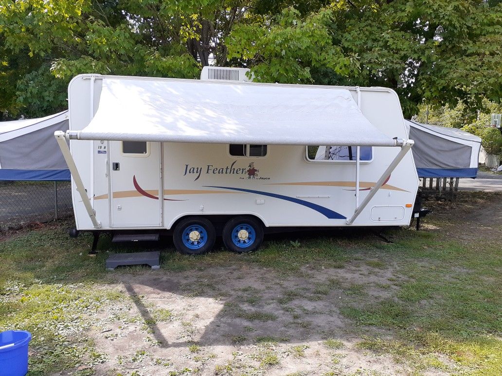 Photo Jayco Feather Camper