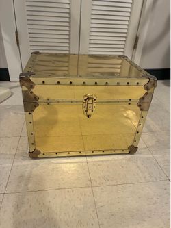 2 Gold Box chest