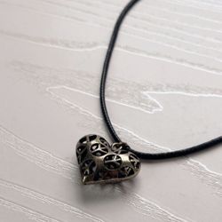 Minimalist Heart Shaped Pendant Necklace