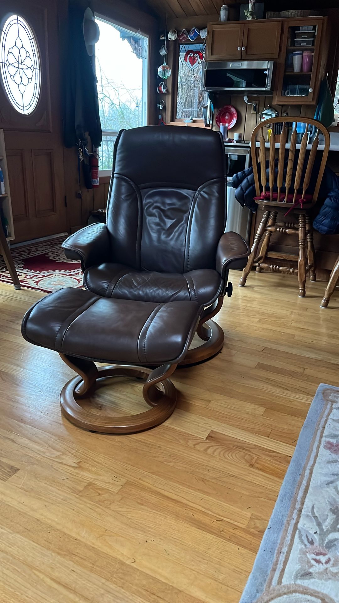 Recliners, Stressless with Footstools 