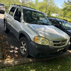 2005 Mazda Tribute