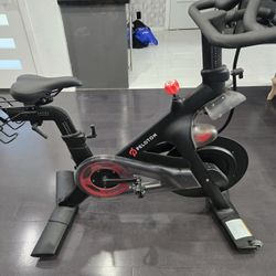 Peloton Bike