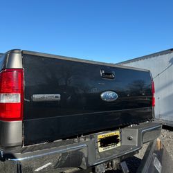 04-08 Ford F150 Tailgate 
