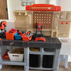 Kids tool bench + all accessories