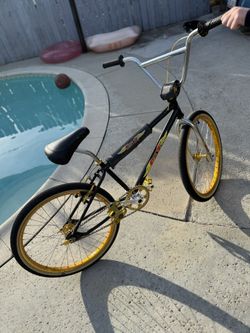 GT PERFORMER BIKE