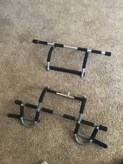 Pull up bars