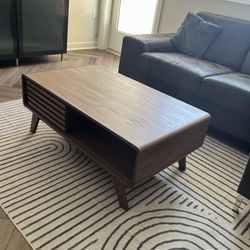 Center Coffee table Modway Brand