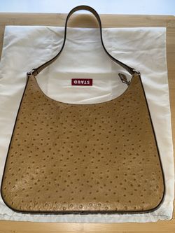 Staud alec bag In Ostrich Leather Like new