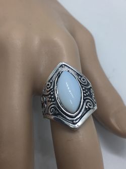 Silver plated women's ring size 8
