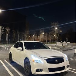 2010 G37s Sedan