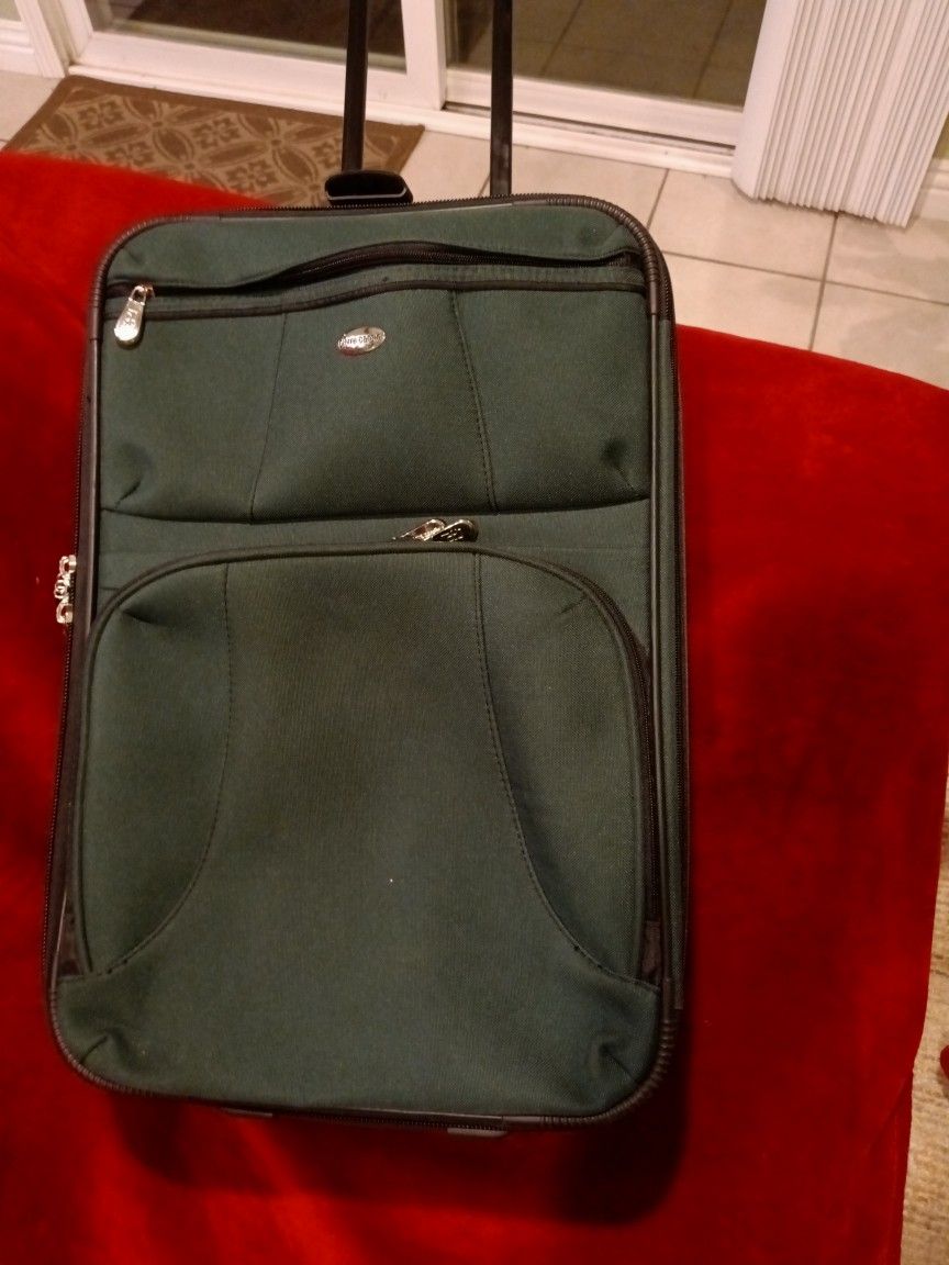 Suitcase Roller With Matching Tote Bag 