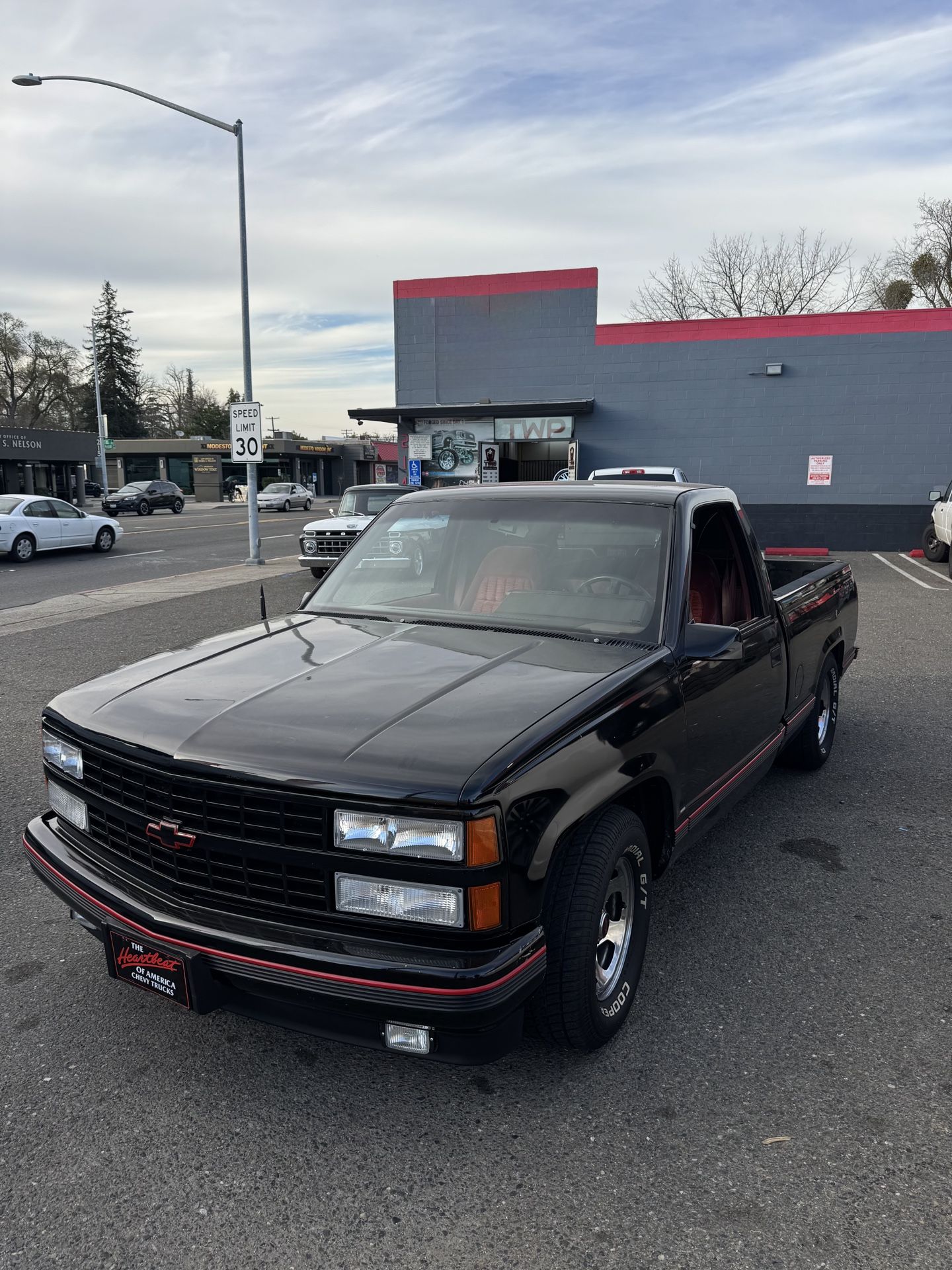 Chevy 1988 black C/K 1500