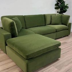 Couch Green Full Set Shown