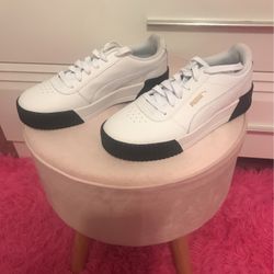 Puma Women Tennis Size 8 Use Like New For $30