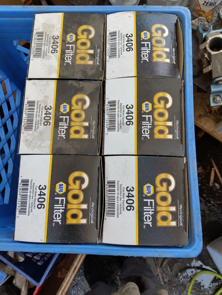 UPDATE!!! MAKE AN OFFER! Diesel Pickup And Semi Truck Filters (Make An Offer)