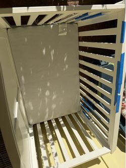 Free mini crib and mattress