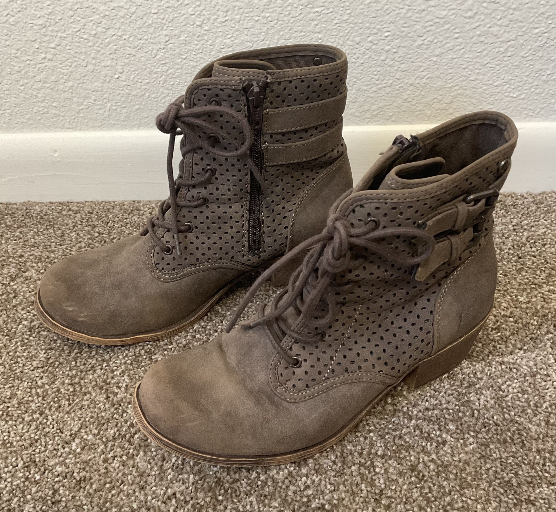 Roxy Women Ankle Boots Shoes Size 8