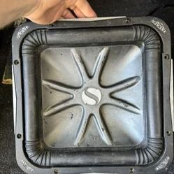 Kicker 12” L7 2000win Ported Box 