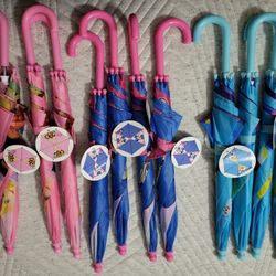 Kids Disney Characters Umbrella Minnie  Baby Shark  & Princessess $10 each 
