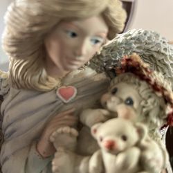 Dreamsicle Mother And Child "God Bless The Child" Statue Collectible Item