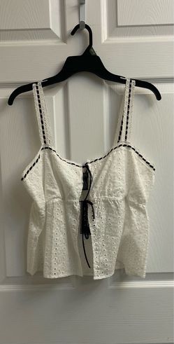 Brand new Juniors black & white eyelet top size XL