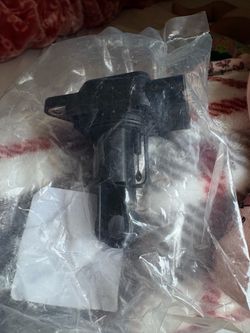 Toyota Camry 2005 Mass Air Flow Sensor  - Air flow Meter