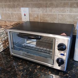 KitchenSmith Toaster Oven