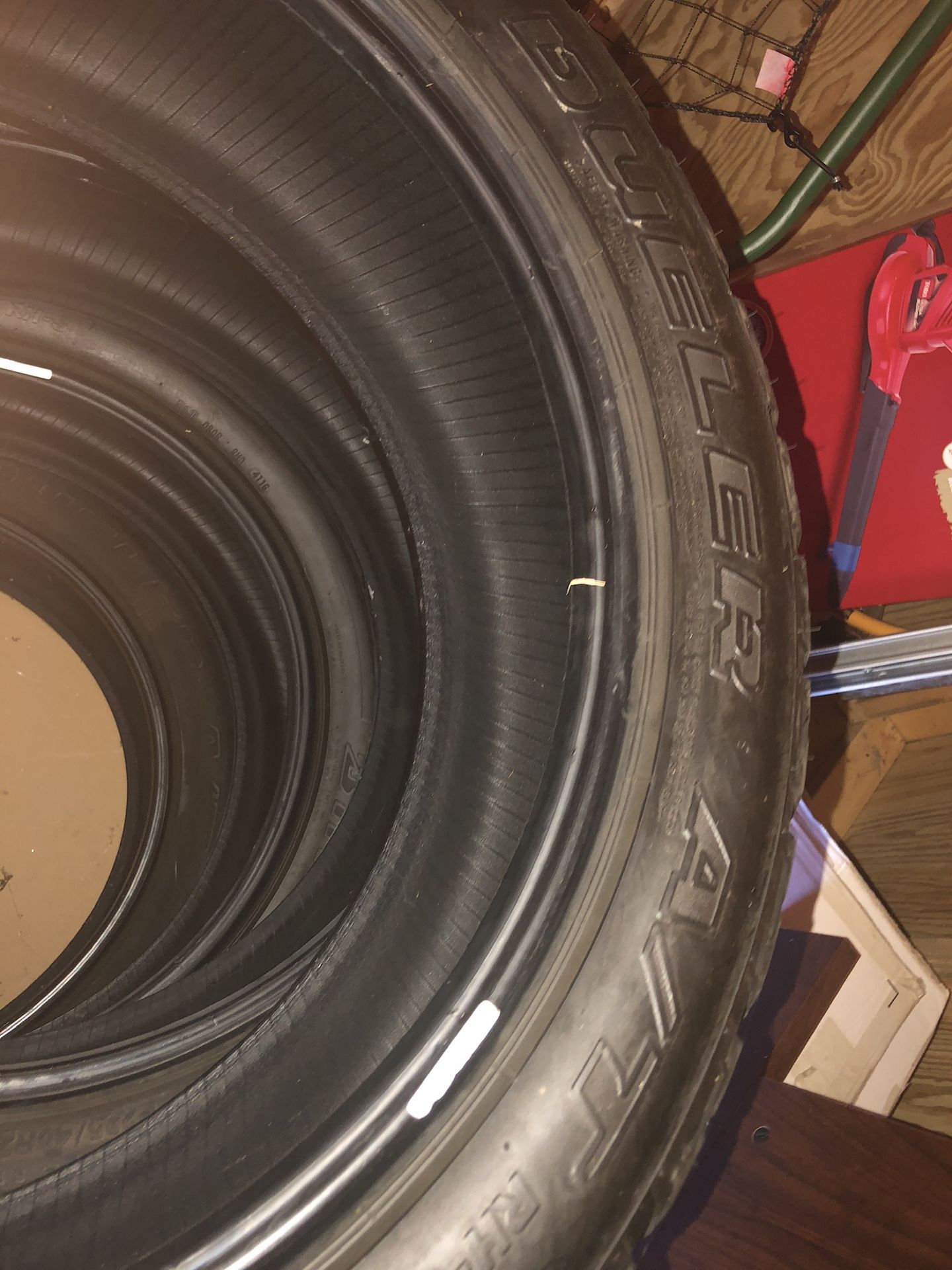 Dueler Bridgestone 22s off a GMC Denali $170